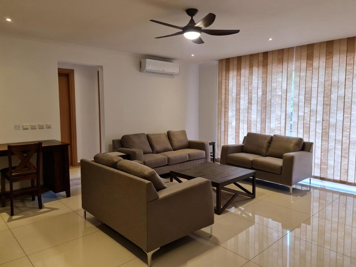 Royale Suites By Arc Royal Luxury Apts 安塞罗亚莱 外观 照片
