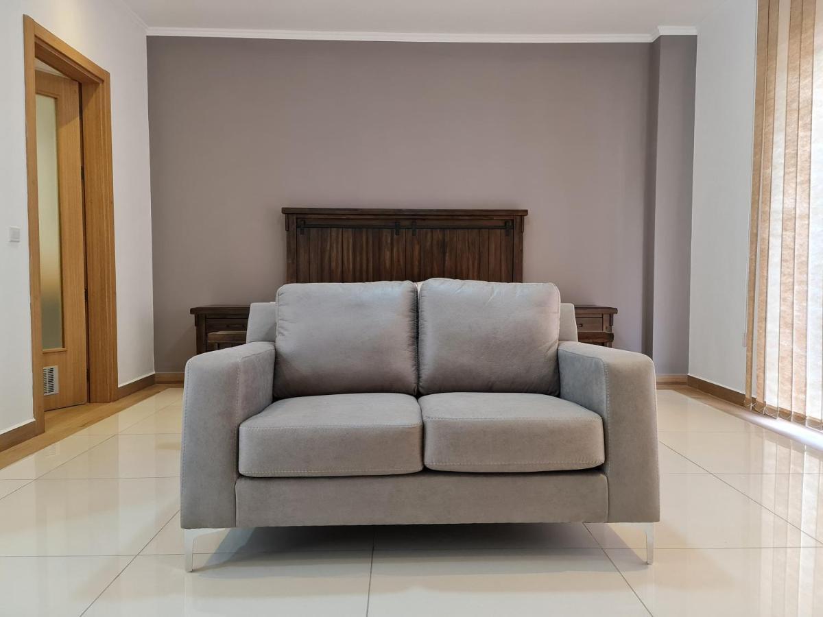 Royale Suites By Arc Royal Luxury Apts 安塞罗亚莱 外观 照片