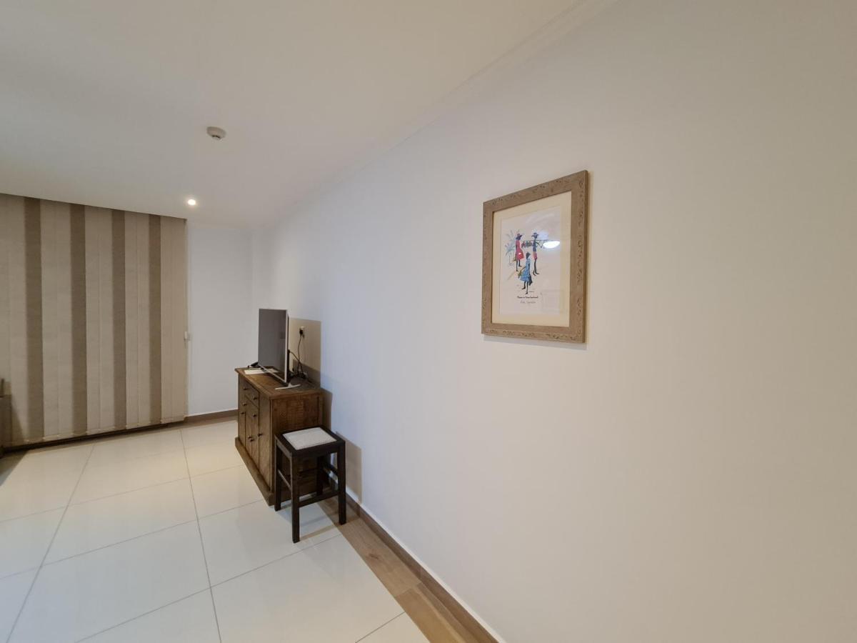 Royale Suites By Arc Royal Luxury Apts 安塞罗亚莱 外观 照片